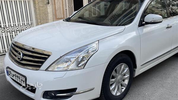 عکس ماشین نیسان تی ینا