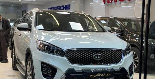 عکس ماشین کیا سورنتو 4 سیلندر gt لاین