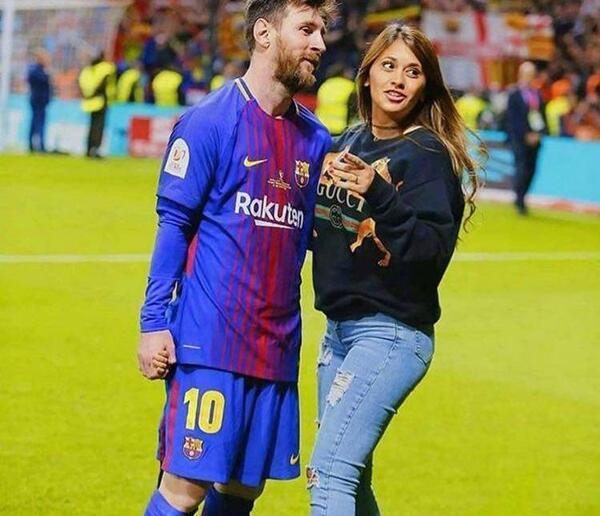 عکس انتونلا همسر مسی