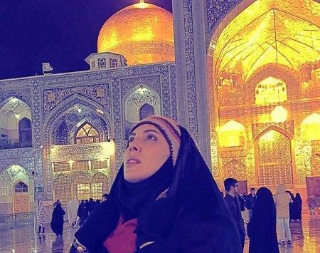 عکس لیلا بلوکات با چادر