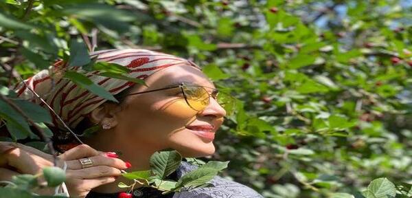 عکس لیلا بلوکات در حرم امام رضا