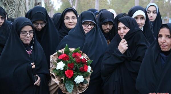 عکس خانواده شهید ابراهیم هادی