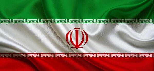 عکس پرچم ایران تصویر زمینه