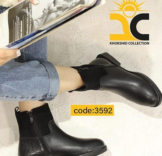 عکس کفش دخترانه نیم بوت