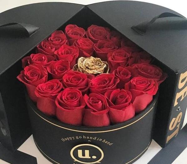 عکس گل رز جعبه
