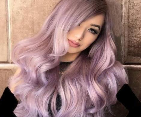 عکس رنگ مو یاسی روی دکلره