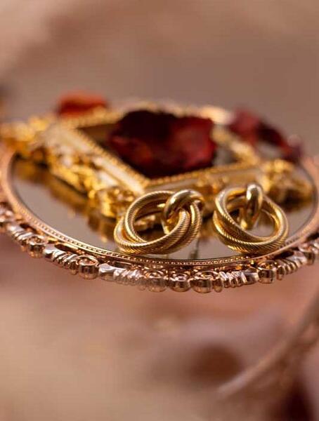 عکس طلا قهوه ای