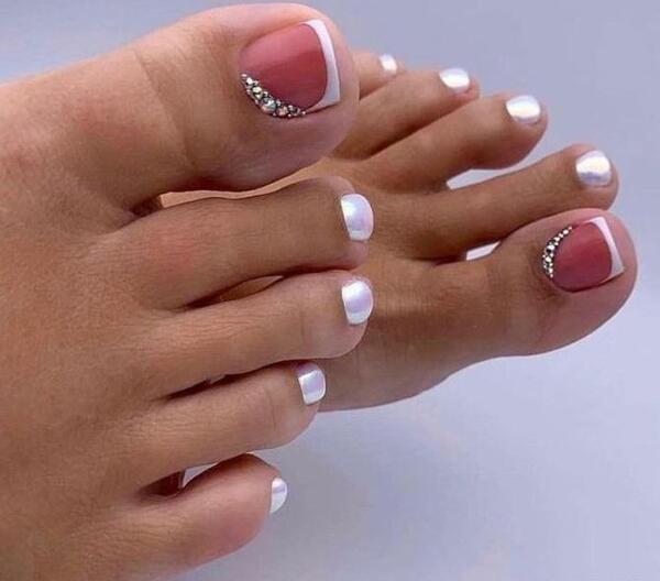 عکس کاشت ناخن پا بلند