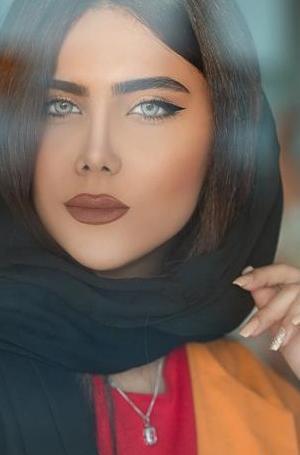 عکس شال قرمز مشکی