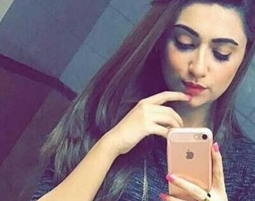 عکس دختر ایرانی داخل خانه