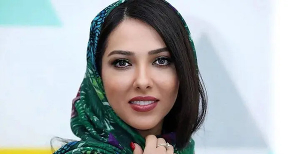 عکس لیلا اوتادی با چادر