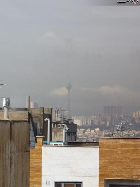 عکس برج میلاد از دور