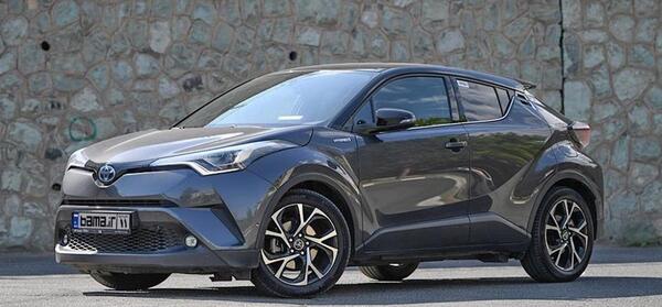 عکس ماشین تویوتا c-hr هیبرید