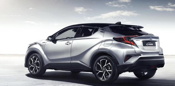 عکس ماشین تویوتا c-hr هیبرید