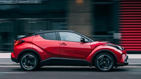 عکس ماشین تویوتا c-hr هیبرید