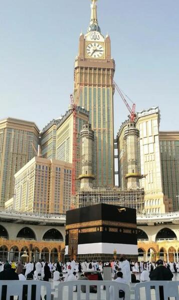 عکس برج ساعت در مکه