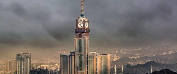 عکس برج ساعت در مکه