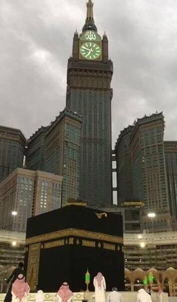 عکس برج ساعت در مکه