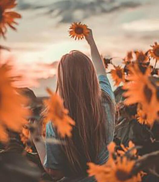 عکس پروفایل دخترانه تاریک