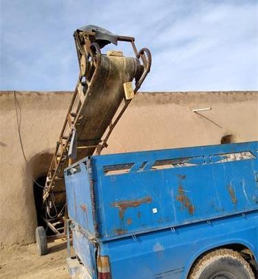 عکس نیسان کمپرسی نخاله