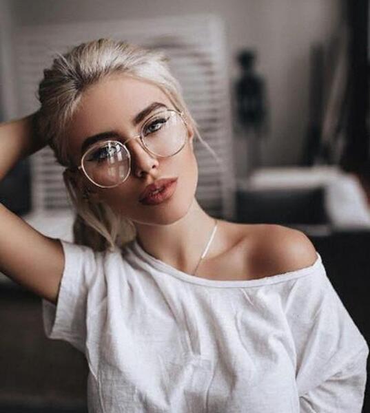 ژست عکس های خفن دخترانه
