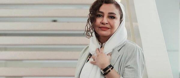 عکس عاطفه در نیسان آبی