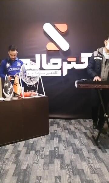 عکس گاو فوتبالیست