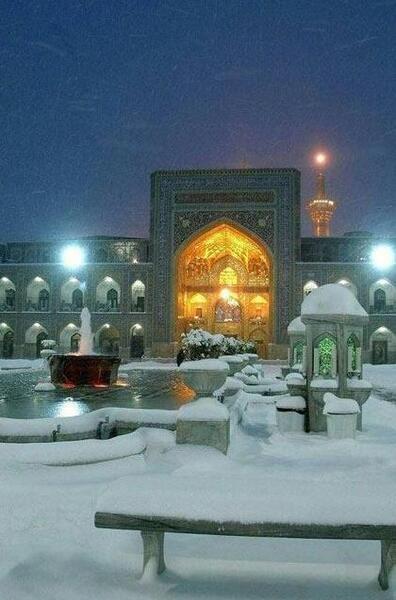 عکس حرم امام رضا در برف