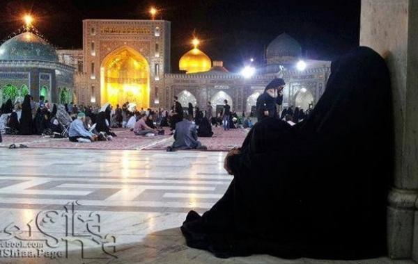 عکس جلوی حرم امام رضا