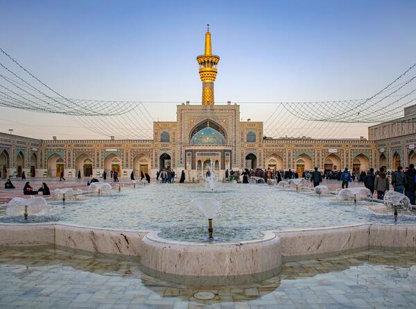 عکس صحن جمهوری حرم امام رضا