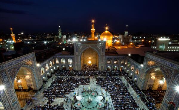 عکس صحن جمهوری حرم امام رضا