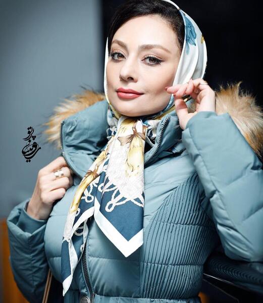 عکس زری در نیسان آبی