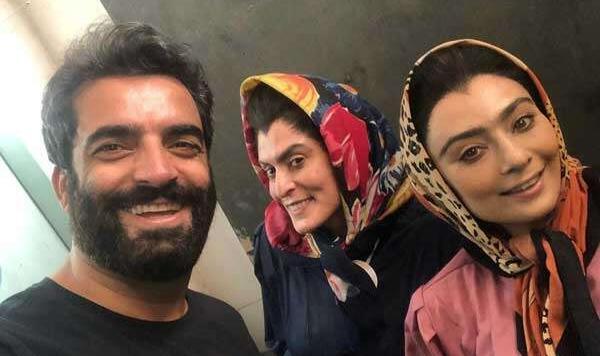 عکس زری در نیسان آبی