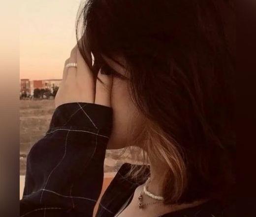 باکلاس عکس پروفایل دخترونه شاد لاکچری