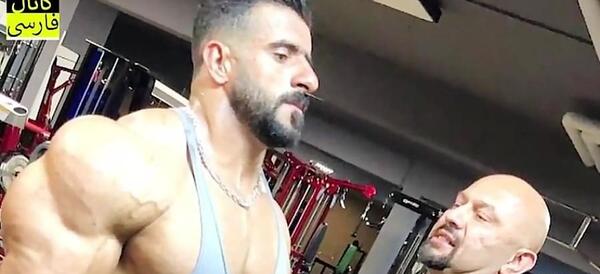 عکس هادی چوپان با خانواده