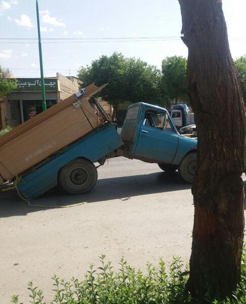 عکس نیسان نیسان آبی