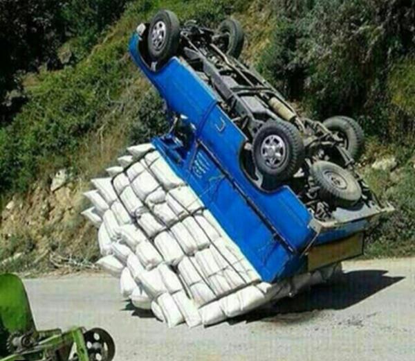 عکس نیسان نیسان آبی
