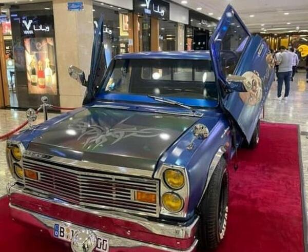 عکس نیسان نیسان آبی