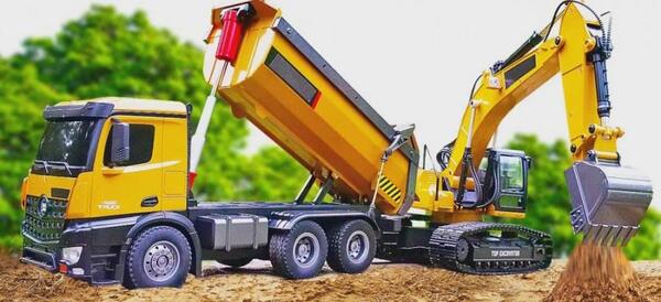 عکس ماشین یدک کش اسباب بازی