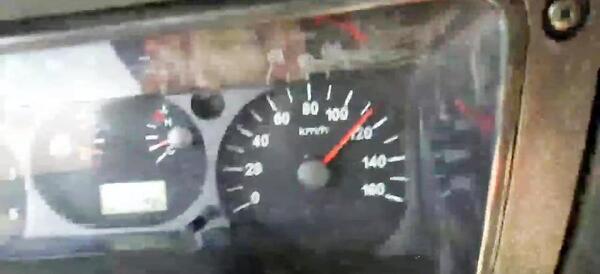 عکس کیلومتر نیسان آبی