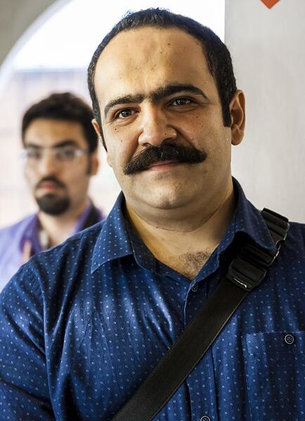 عکس گوینده نیسان ابی