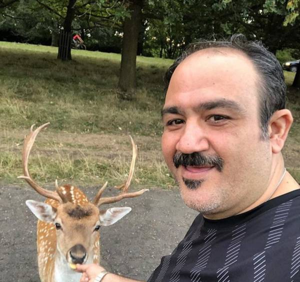 عکس گوینده نیسان ابی