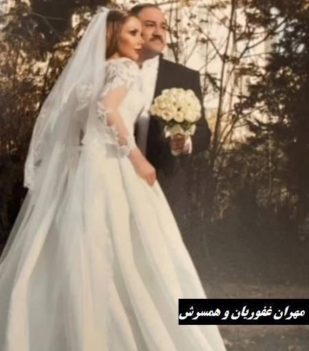 عکس مهران غفوریان در نیسان آبی