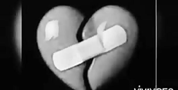 عکس صفحه سیاه قلب شکسته