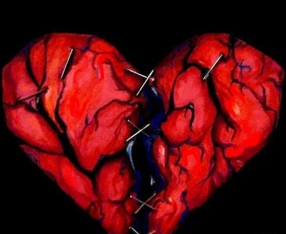 عکس ایموجی قلب شکسته