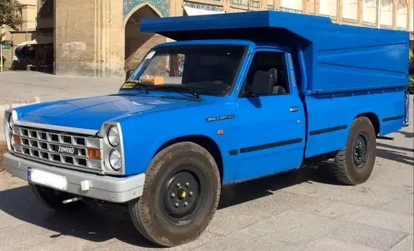 عکس نیسان آبی ماشین عروس