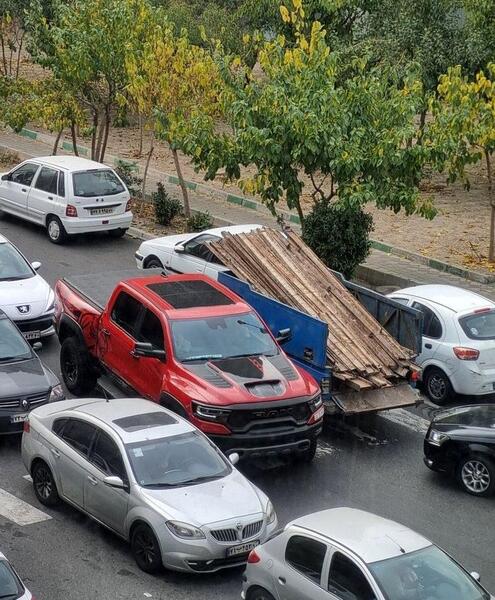 عکس نیسان آبی ماشین عروس
