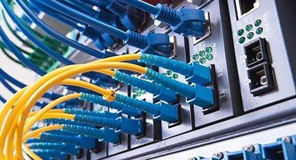 عکس تویوتا پلیس