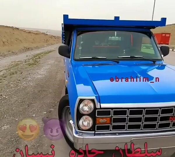 عکس نیسان آبی سالار