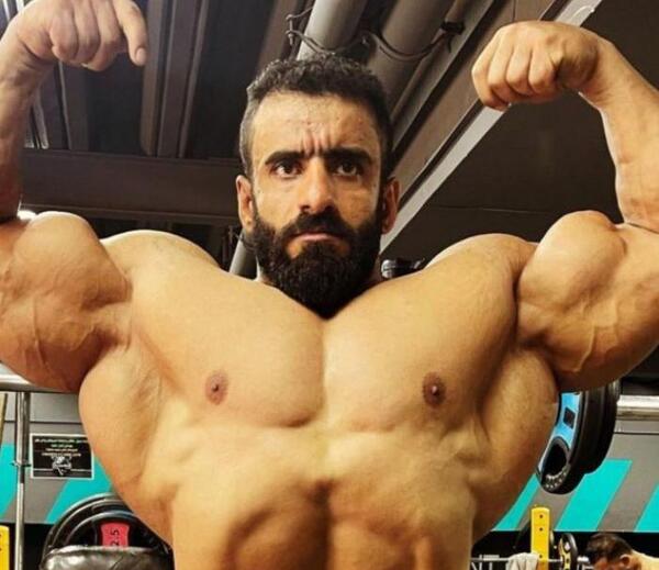 عکس هادی چوپان در جوانی